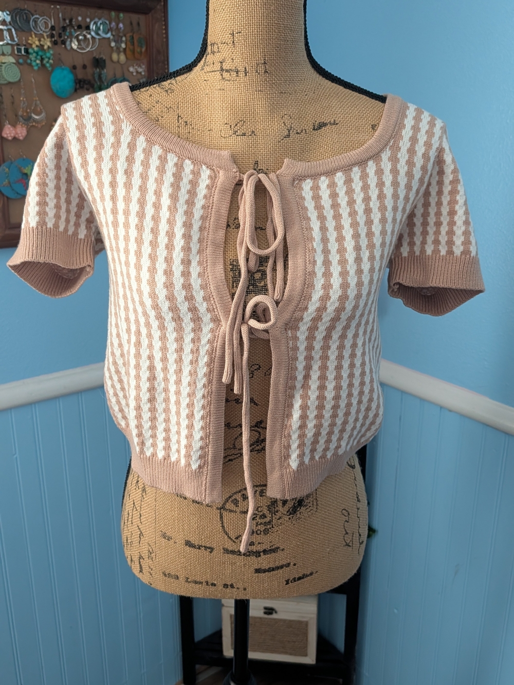 So Me Beige & White Striped Tie-Front Crop Cardigan